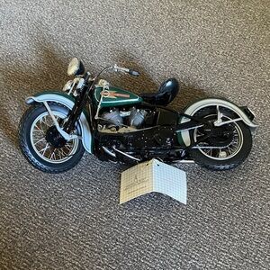 Franklin Mint knucklehead Black and Green Motorcycle Model